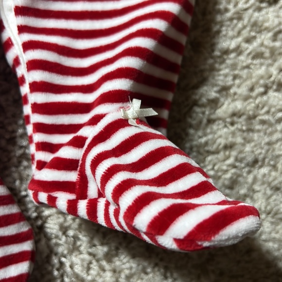 Ralph Lauren velour footie bodysuit | 9 months - Picture 5 of 11